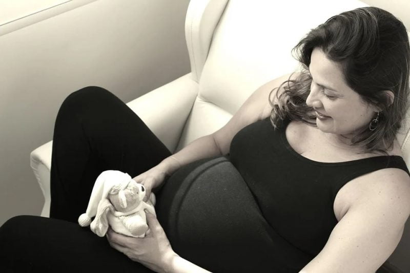 Hur man använder graviditetskudden De 4 bästa sätten