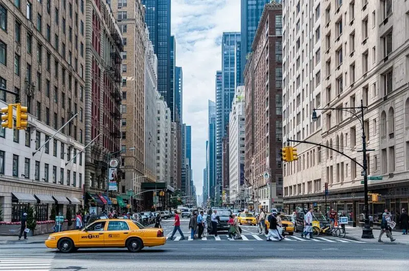 Var kan man köpa en madrass i NYC: 3 bästa butiker