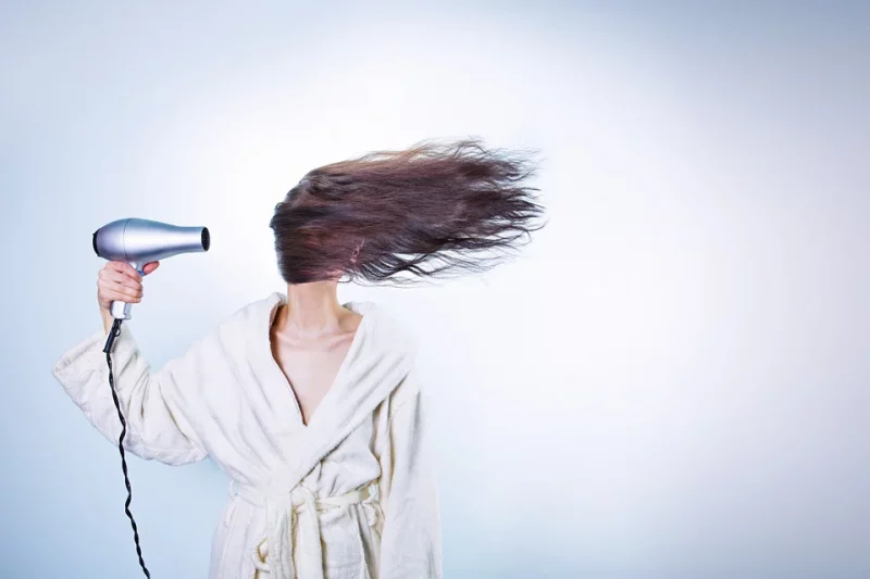 Hur man använder hårborstfläkt? 6 fantastiska steg!