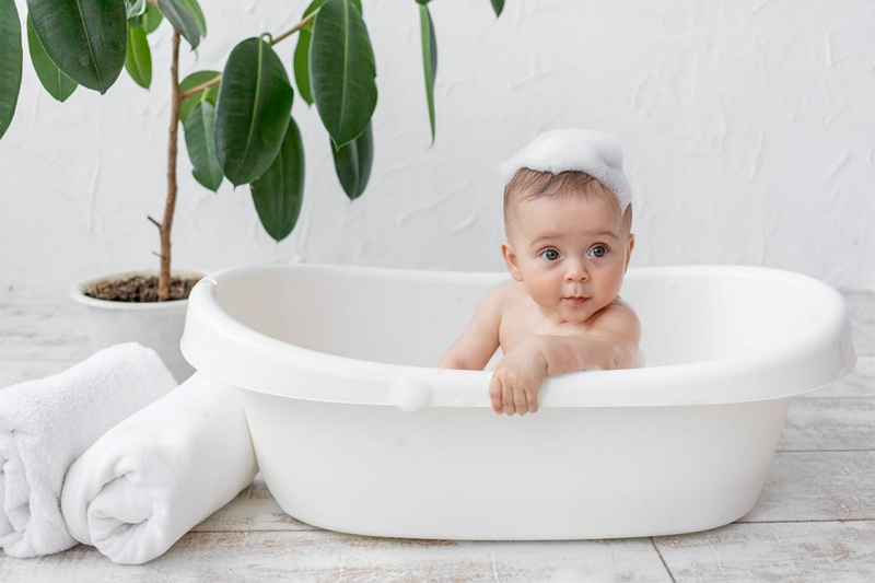 Hur man rengör babybadleksaker