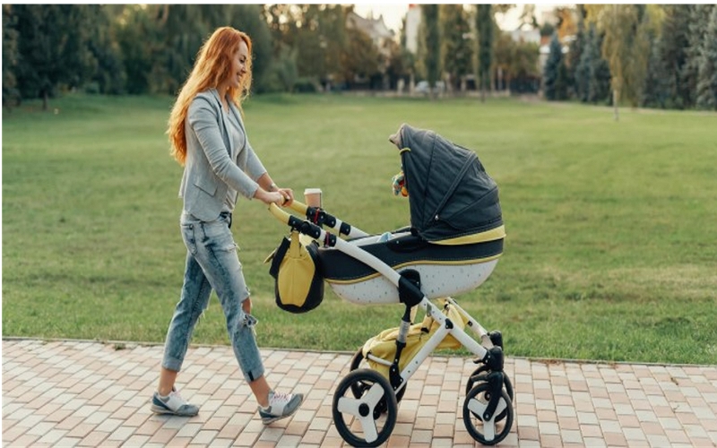 När kan en baby gå i en barnvagn utan bilbarnstol? Idéer