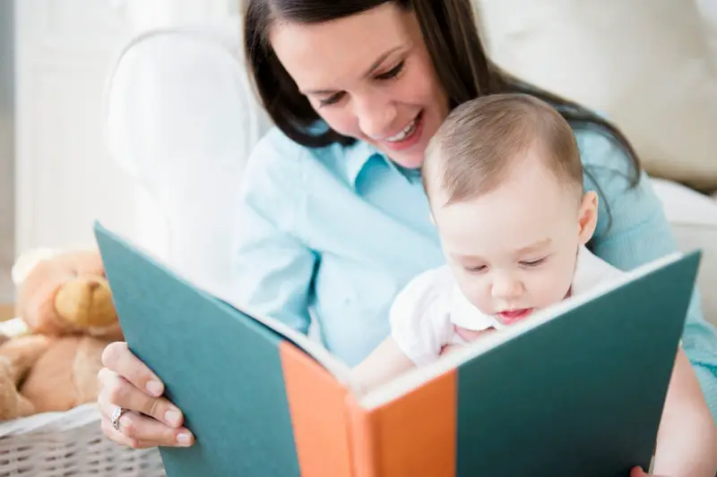 Vad vill bebisen bok? En ny mammas guide