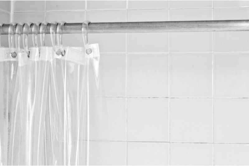 6 enkla DIY om hur man håller duschdraperier rena