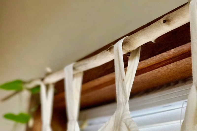 7 idéer om hur man hänger upp gardiner utan att göra hål