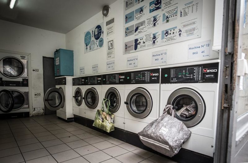 Hur mycket väger en tvättmaskin och torktumlare? 3 enkla sätt att flytta dem!